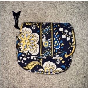 vera bradley zippered pouch